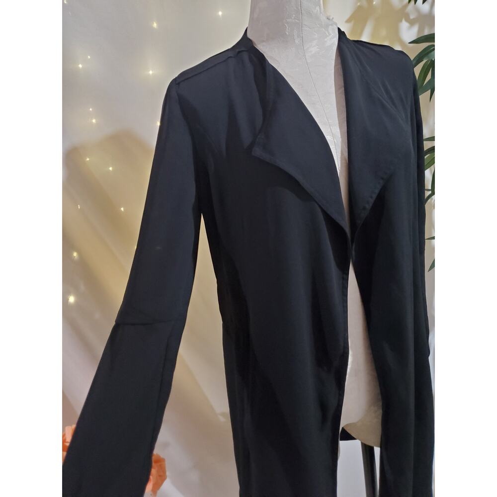 Babaton Aritzia Flowy Modern Trench Coat Womens Size XS Silky Lightweight Black - Picture 2 of 12
